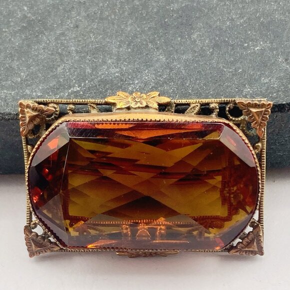 ANTIQUE Amber cognac hued faceted glass, brass, and copper rectangle brooch pin - Picture 1 of 8